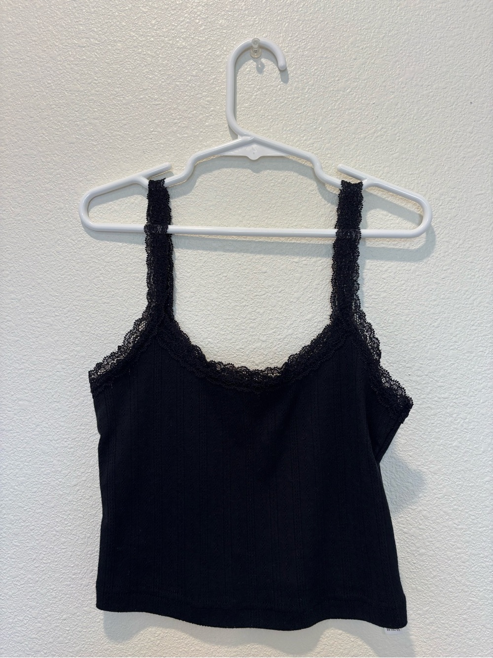✨ URBAN OUTFITTERS TANK ✨